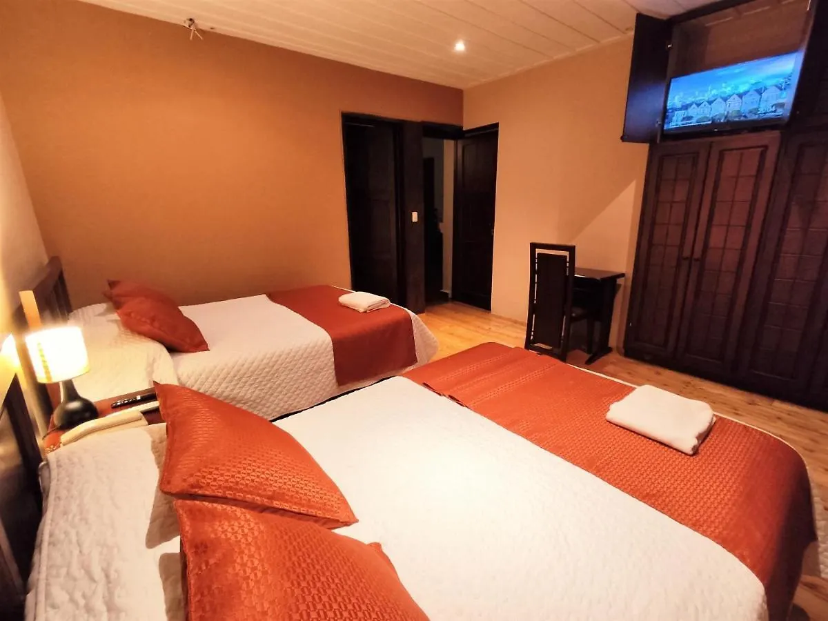 Hotel Calle Angosta Cuenca 2*,  Ecuador