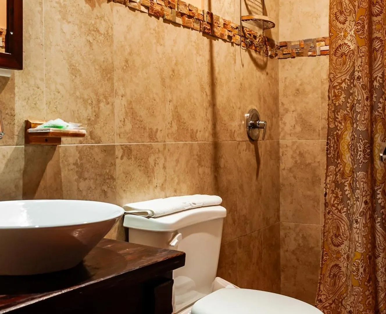 Hotel Calle Angosta Cuenca