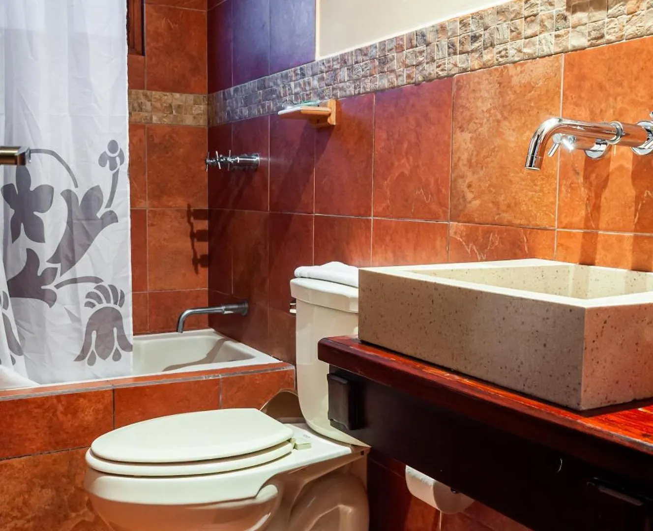 Hotel Calle Angosta Cuenca