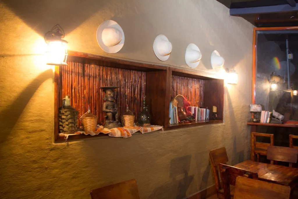 Hotel Calle Angosta Cuenca Ecuador