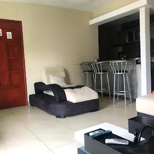 https://casa-al-norte-a-un-minuto-de-la-clinica-kennedy-alborada.guayaquilhotels.org