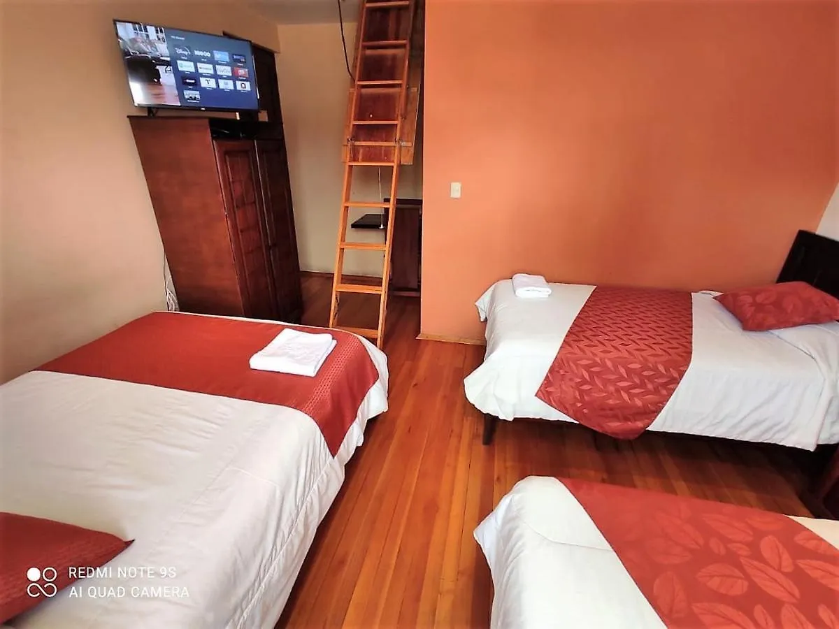 Hotel Calle Angosta Cuenca